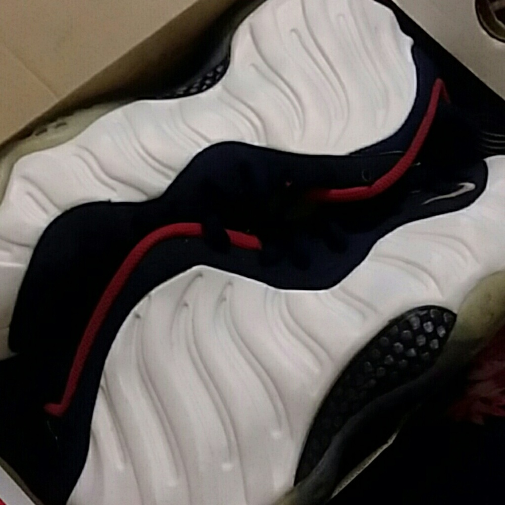 Phomephosit shoe